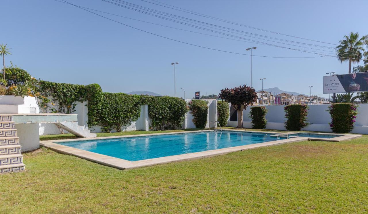 Appartement Casa Con Jardin Junto A La Playa à Estepona Extérieur photo